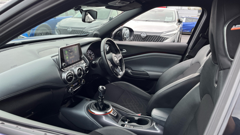 Nissan Juke 1.0 DiG-T Tekna 5dr Petrol Hatchback